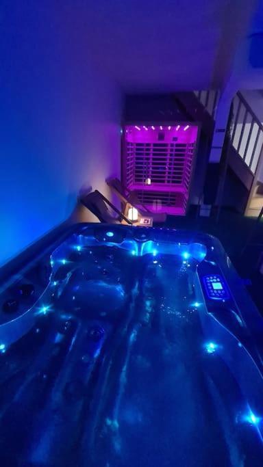 La Casa Cosy Love, Avec Jacuzzi Et Sauna Prives Palau-del-Vidre 외부 사진